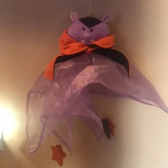 Halloween👺 HP👺 Mobile so cute this vampire bat mobile - Picture 5 of 8